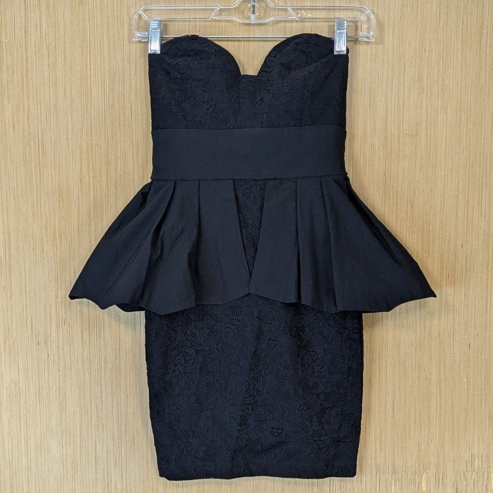 Paper Heart Lace Peplum Formal Glam Party Cocktail Dress Size 6 Black Event NWT